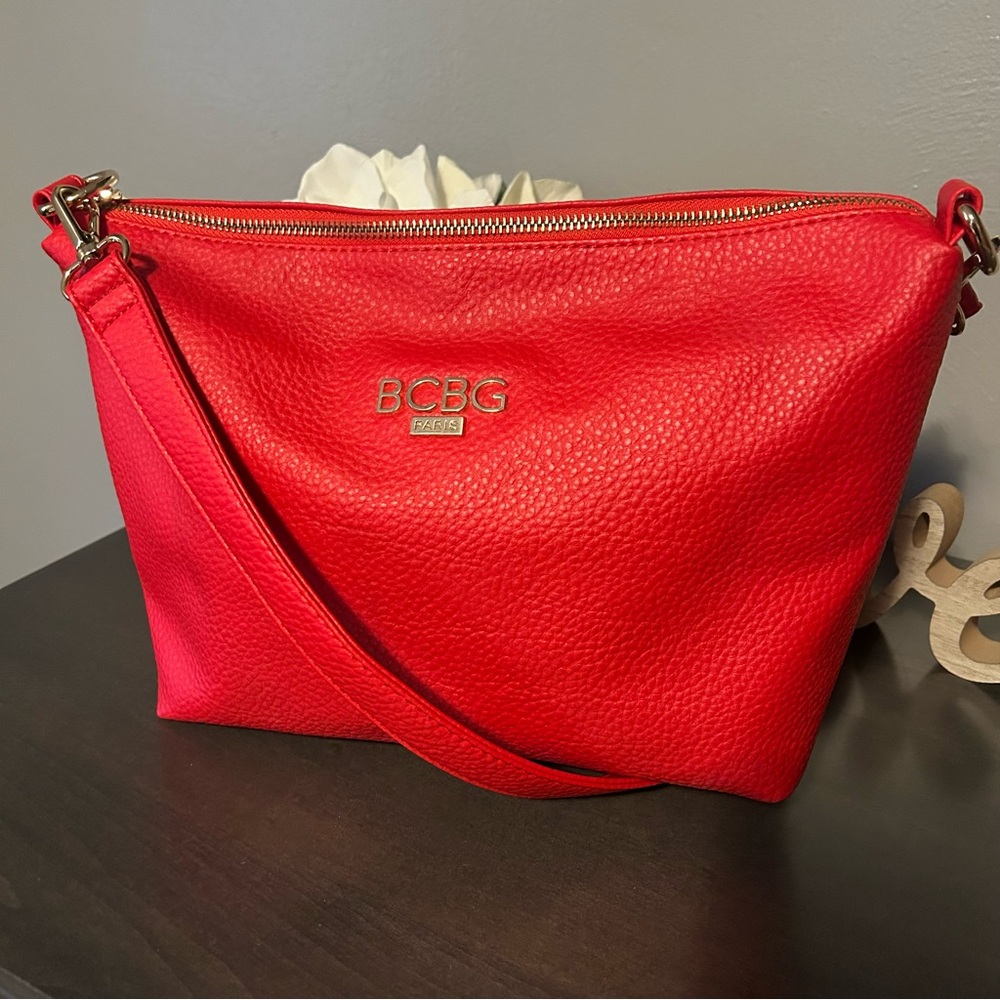 BCBG Paris Vibrant Red Pebbled Shoulder Bag